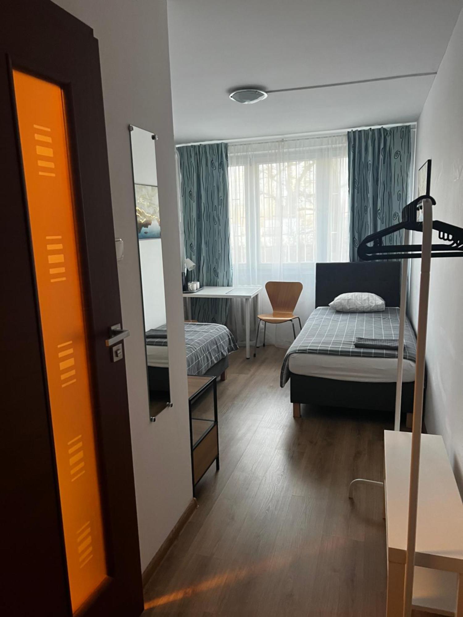 Warszawa Zachodnia Hotell Exteriör bild